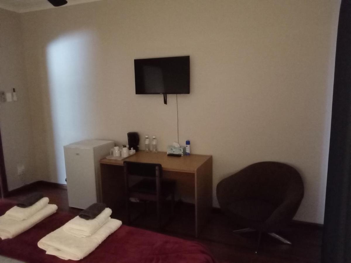 10 On Fairview B&B Paarl Luaran gambar